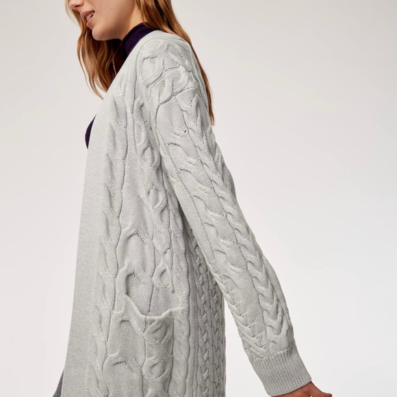 Aritzia Wilfred cardigan 100% Merino wool. - Picture 3 of 11